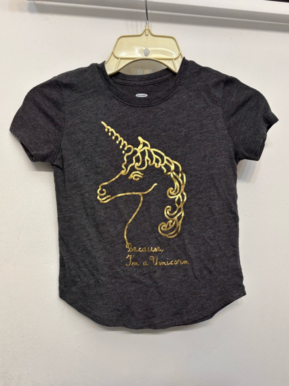 Old Navy Charcoal Gray With Gold Unicorn Graphic Tee Kid Girls Size Small 6-7